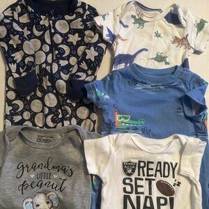 1 Baby Footsie pj, 1 Short Onsie, 3 Onsies-Like New 0-3 mos.